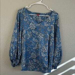 Vince‎ Camuto Blue Floral Blouse